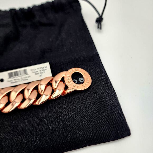 MARC BY MARC JACOBS Katie Turn Lock Rose Gold Bracelet 7.5" - Picture 5 of 14
